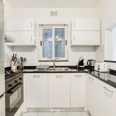 아파트 Centre Apt In St Julians/pv With Spacious Living By 360 Estates *